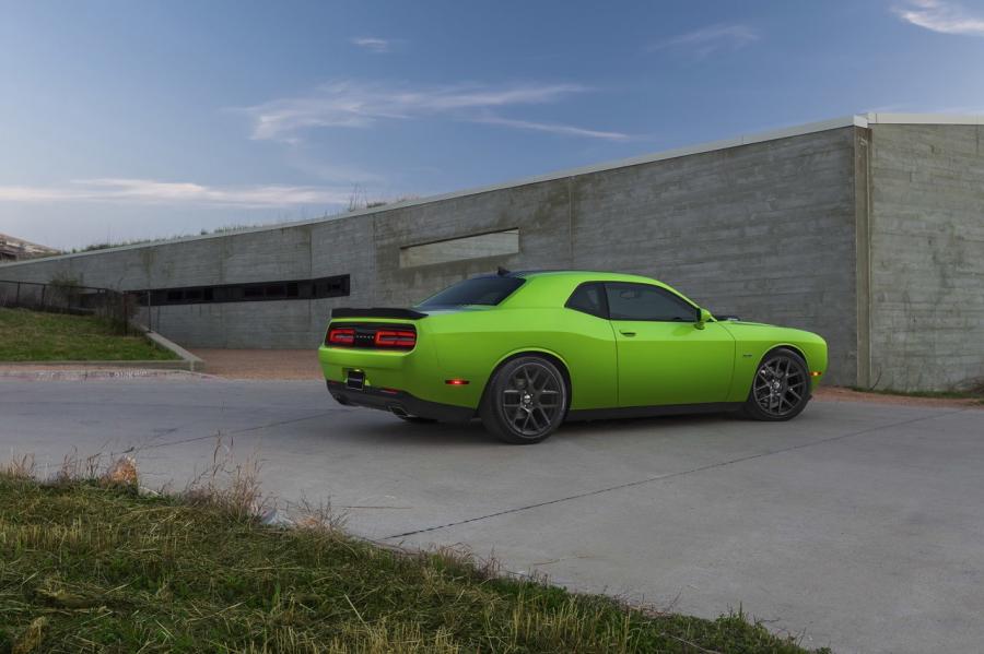 Dodge Challenger R/T Shaker 2015 года  (фото 47 из 54)